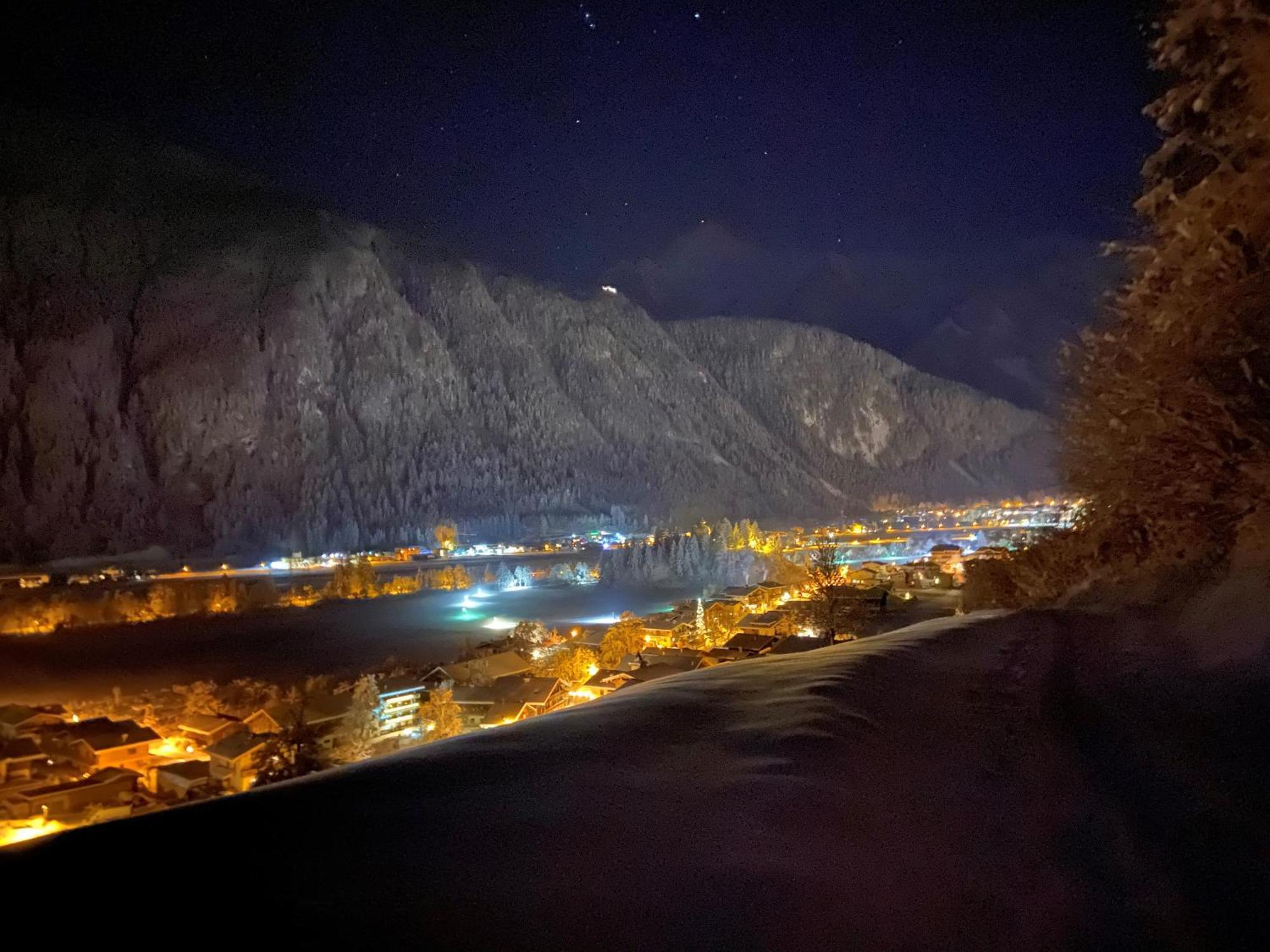 Apart Melanie Schwendau Cameră foto
